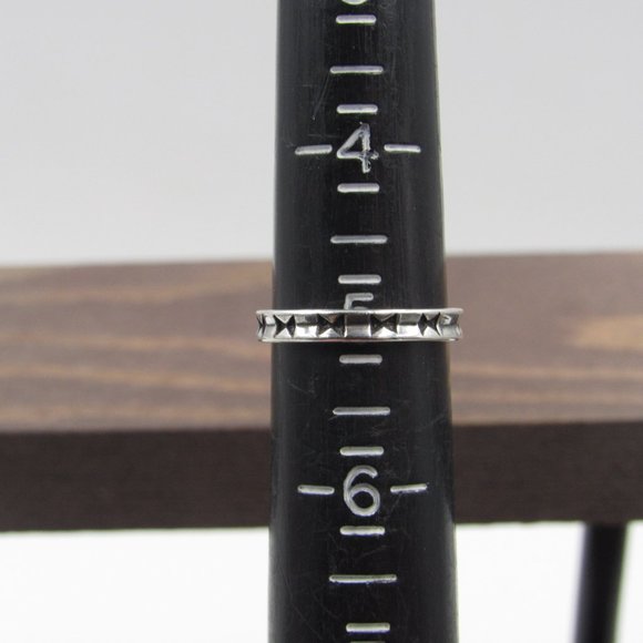 Size 5 Sterling Silver Unique Symbols Band Ring - Picture 5 of 7